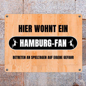 Hier wohnt ein Hamburg-Fan Metallschild in 15x20 cm mit Turnhallenboden Motiv