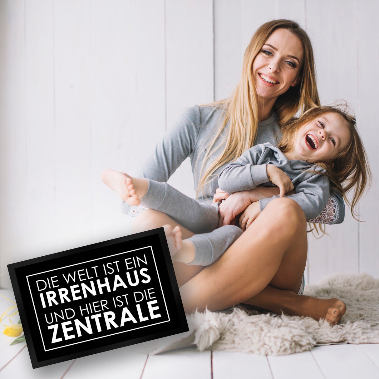 Fußmatte - Die Welt ist ein Irrenhaus und hier ist die Zentrale