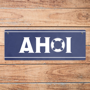 Metallschild mit maritimen Design - Ahoi Schriftzug mit Rettungsring Motiv