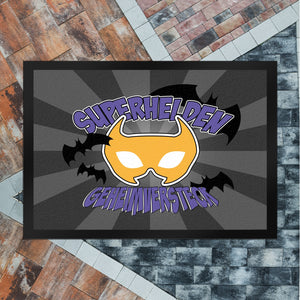 Superhelden Geheimversteck Fußmatte im Comicdesign mit Fledermäusen