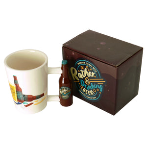 Bier Kaffeebecher mit Bierflasche als Griff