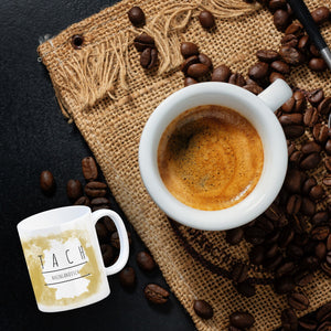 Hallo auf Rheinländisch Tach lustiger Kaffeebecher mit gelbem Hintergrund