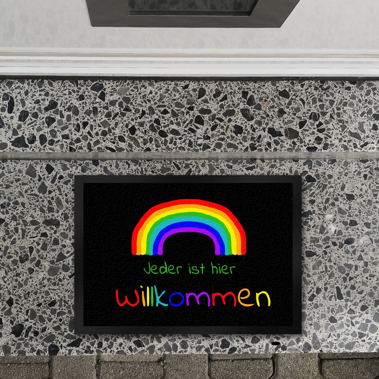 Regenbogen Fußmatte mit Spruch - Jeder ist hier Willkommen LGBTQ