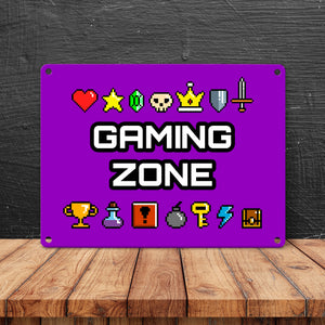 Gaming Zone Metallschild mit Pixel-Items für Zocker in lila