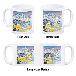 Kaffeebecher zum Thema Weihnachten mit eingeschneiter Landschaft