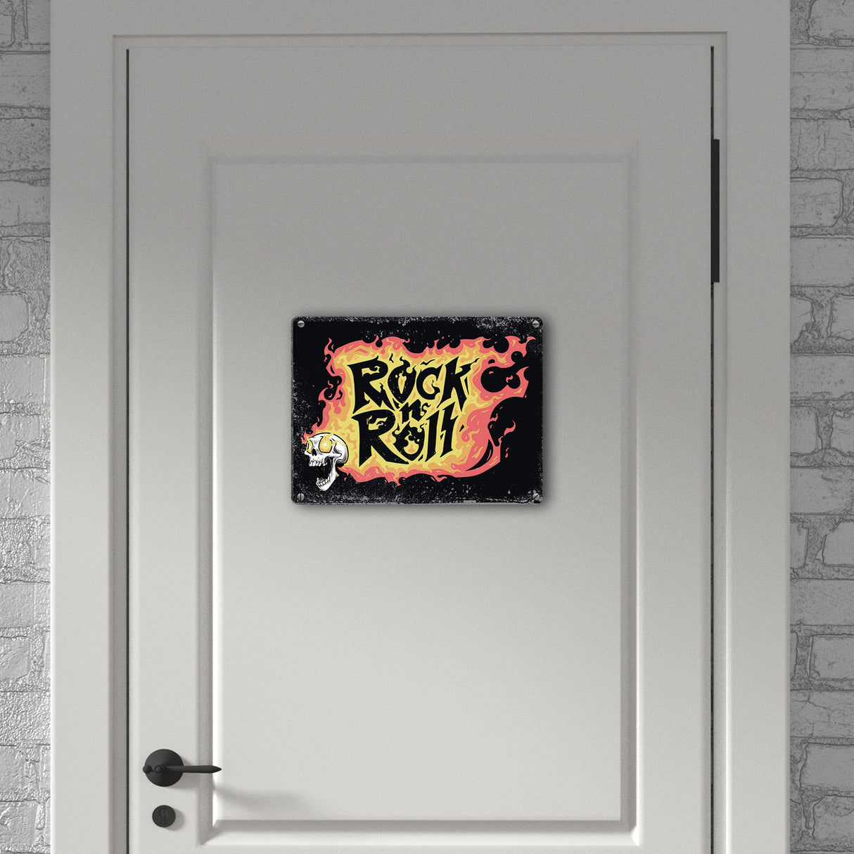 Rock n' Roll Metallschild mit Flammen und Totenkopf