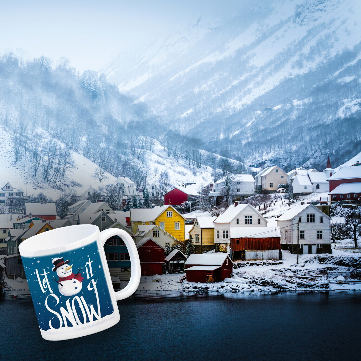 Let it Snow Kaffeebecher mit süßem Schneemann und Schneeflocken