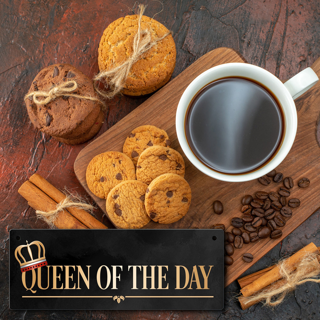 Queen of the day Metallschild in edlem gold und schwarz