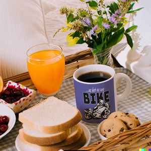 As hot as my Bike Kaffeebecher mit coolem Motorradfahrer Motiv in lila