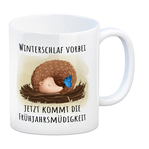 Winterschlaf vorbei jetzt kommt die Frühjahrsmüdigkeit Igel Kaffeebecher