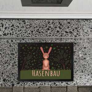 Hasenbau Fußmatte mit niedlichem Hasen