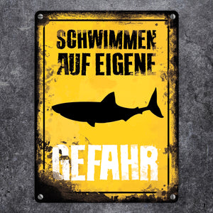 Schwimmen auf eigene Gefahr Metallschild für den Pool mit Hai