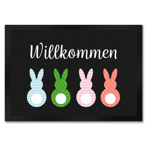 Willkommen Fußmatte mit vier bunten Hasen
