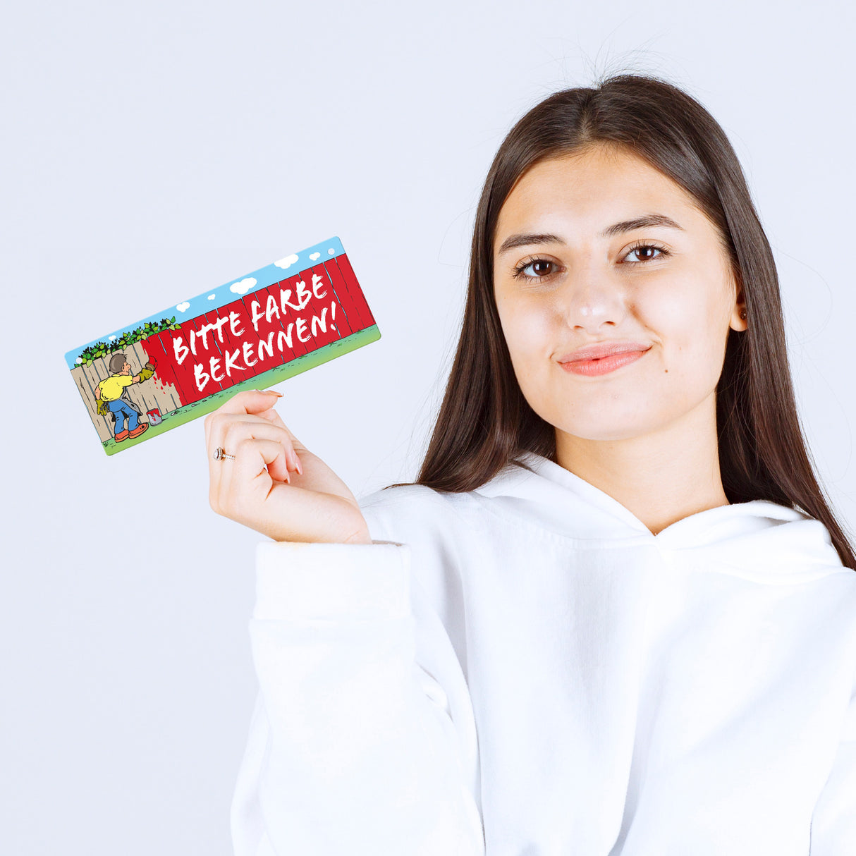 Farbe bekennen Maler am Gartenzaun Metallschild zum Thema eigene Meinung