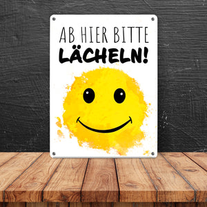 Grinsendes Emoticon Ab hier bitte lächeln Metallschild