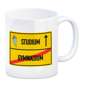 Studium Ortsschild Kaffeebecher zum Studienbeginn