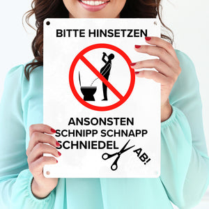Bitte hinsetzen, ansonsten… Toilette Metallschild mit Biertrinker