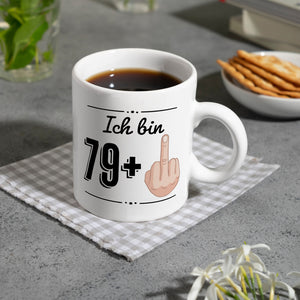Witziger Kaffeebecher für den 80. Geburtstag mit Motiv: Mittelfinger