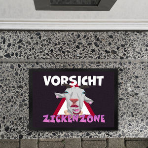 Vorsicht Zickenzone Fußmatte mit geschminkter Ziege