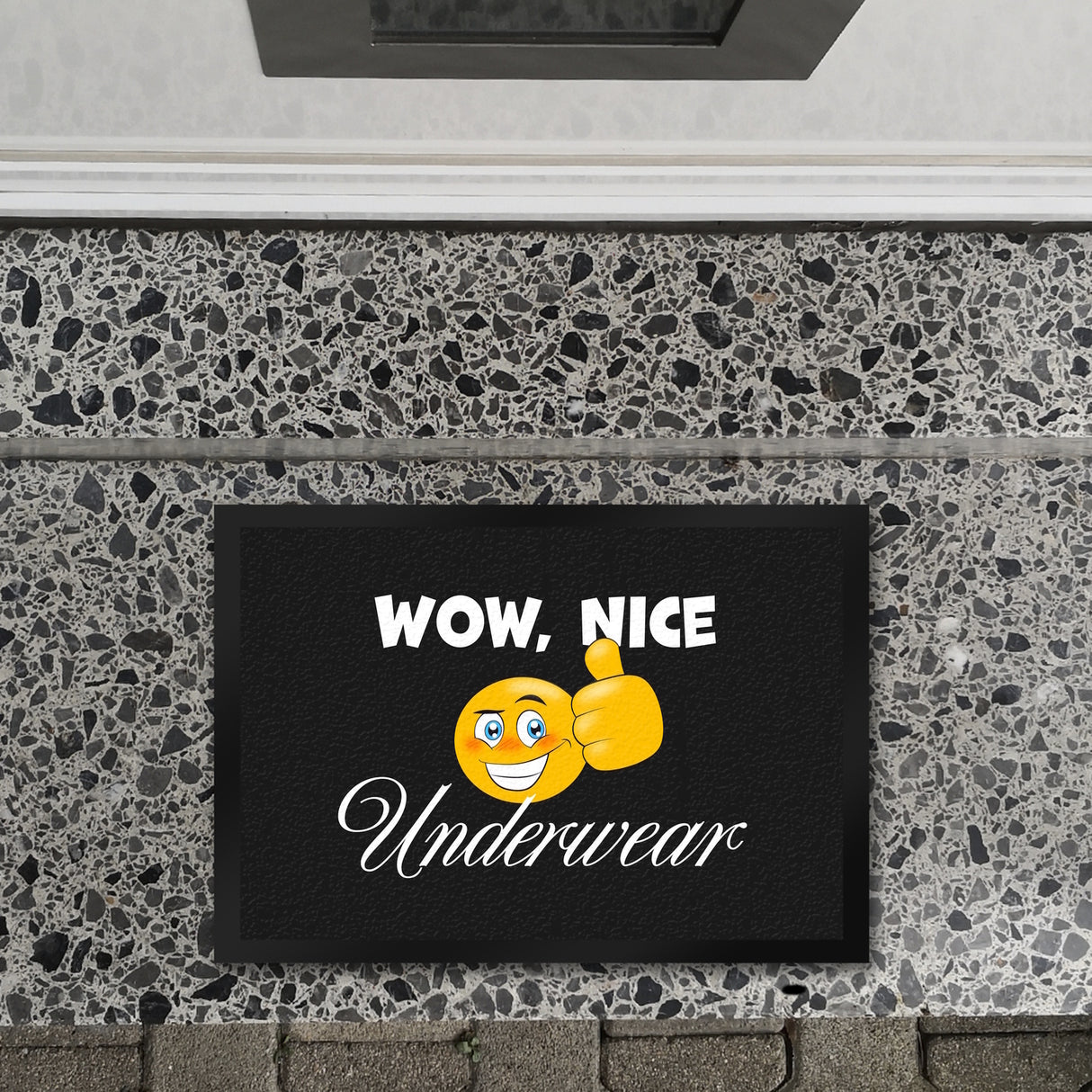 Wow, nice Underwear Fußmatte mit grinsendem Emoticon