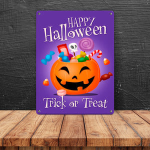 Happy Halloween Trick or Treat Metallschild in lila mit süßem Kürbis