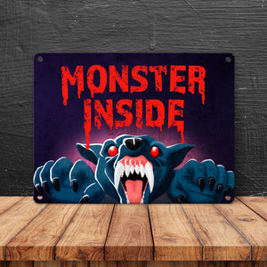 Monster Inside Halloween Metallschild in 15x20 cm mit gruseligem Werwolf Motiv
