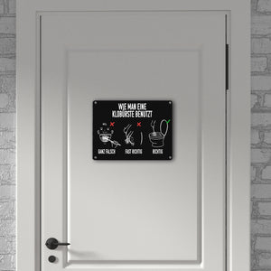 Wie man eine Klobürste benutzt Toiletten Metallschild