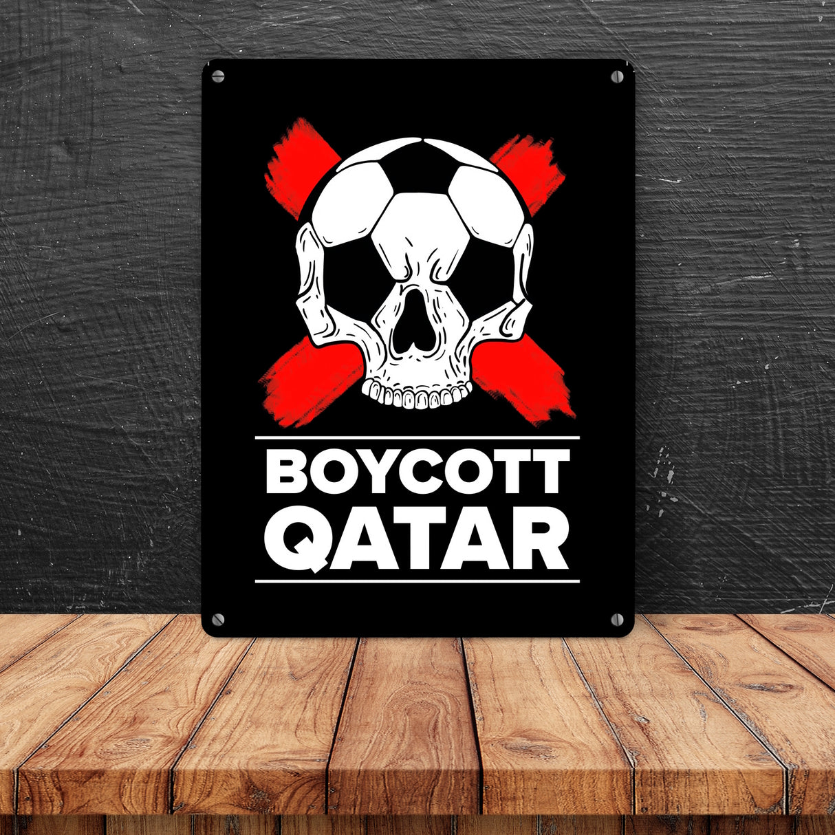 Boycott Qatar Metallschild mit Fußball-Totenkopf