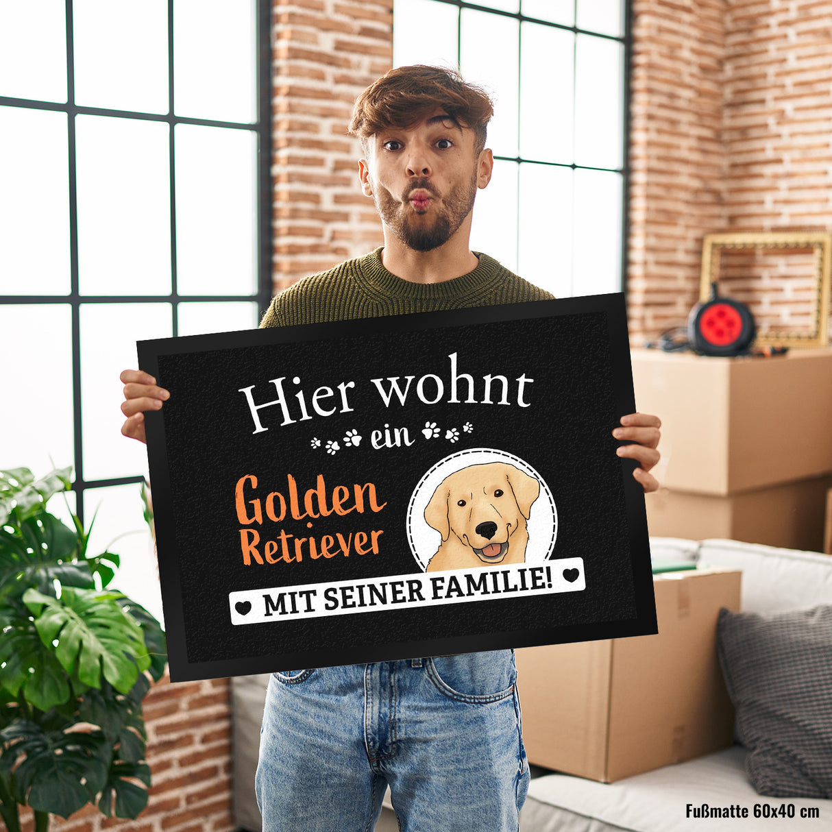 Hier wohnt ein Golden Retriever mit seiner Familie Fußmatte
