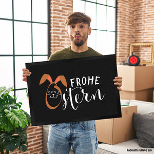 Frohe Ostern Fußmatte mit niedlichem Osterhasen