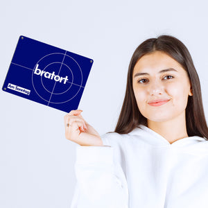 Bratort Metallschild in 15x20 cm mit Spruch: Bratort Am Sonntag