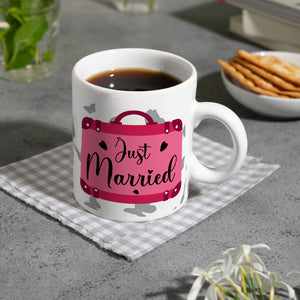 Just married Hochzeit Kaffeebecher mit pinkem Koffer