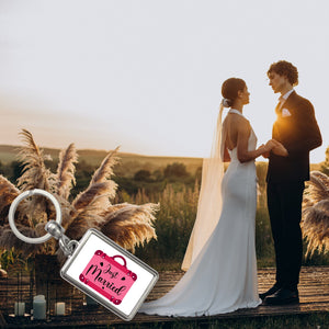 Just married Hochzeit Schlüsselanhänger mit pinken Koffer
