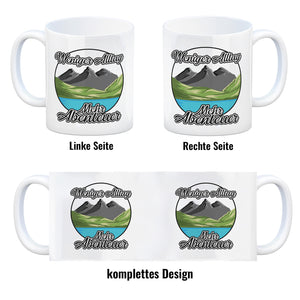 Berge und See Kaffeebecher mit Spruch Weniger Alltag mehr Abenteuer