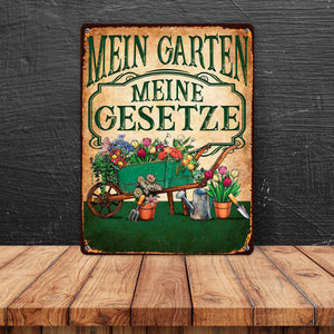 Mein Garten Meine Gesetze Metallschild in 15x20 cm mit Blumenwagen