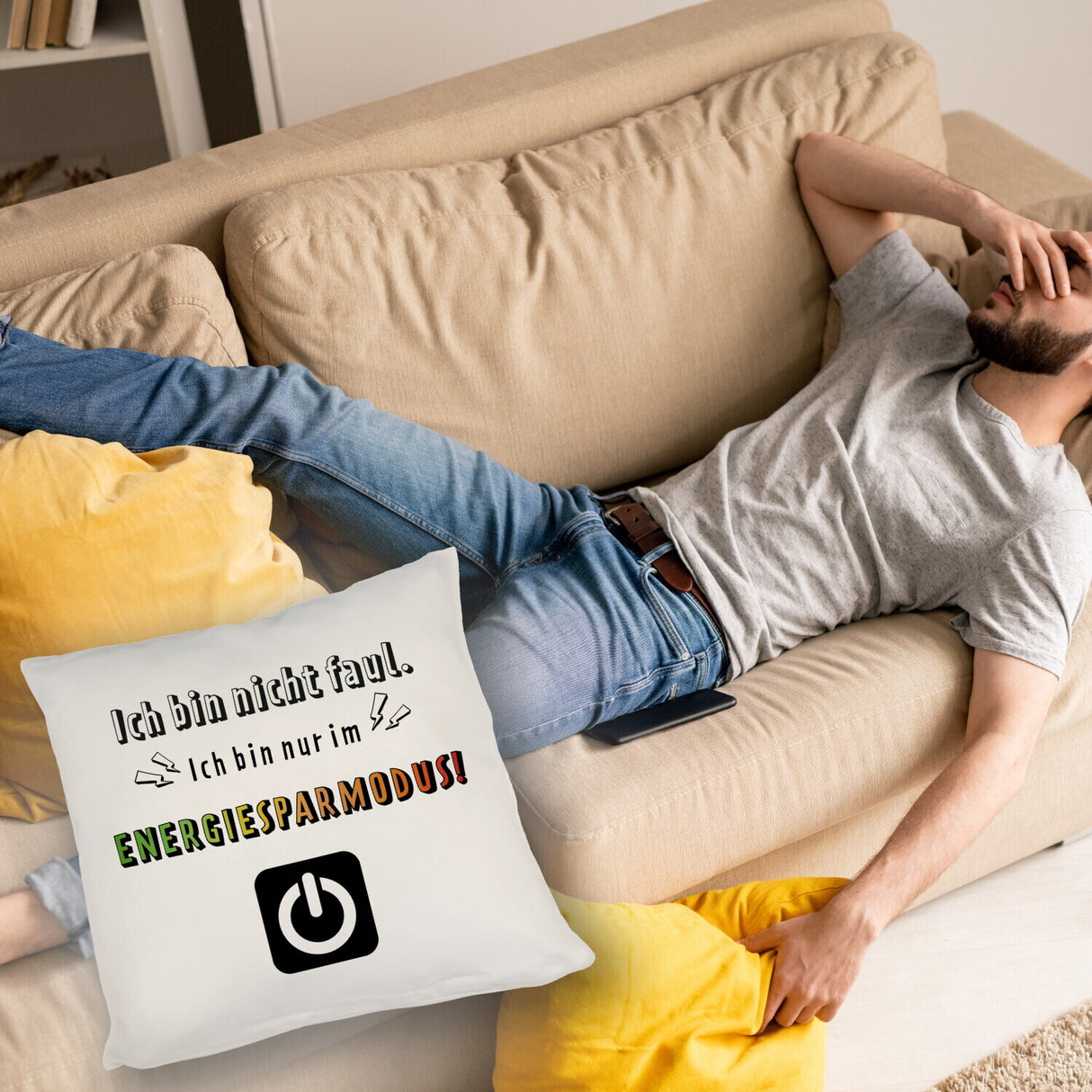 Faulpelz Kissen mit Spruch und Power-Button