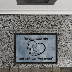 Fußmatte in 35x50 cm - Hier wohnt ein Hund mit seinem Personal