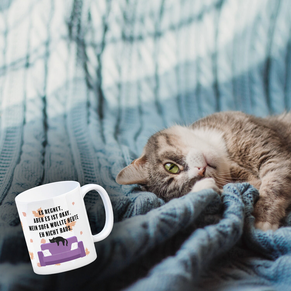 Faule Katze Kaffeebecher mit Spruch Es regnet mein Sofa wollte nicht raus