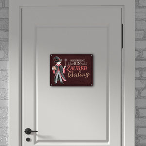 Zauberschüler Metallschild in 15x20 cm mit dunklem Hintergrund und Spruch