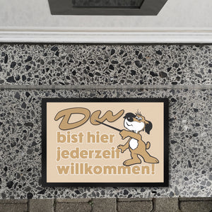 Du bist hier jederzeit willkommen Fußmatte mit freundlichem Hund