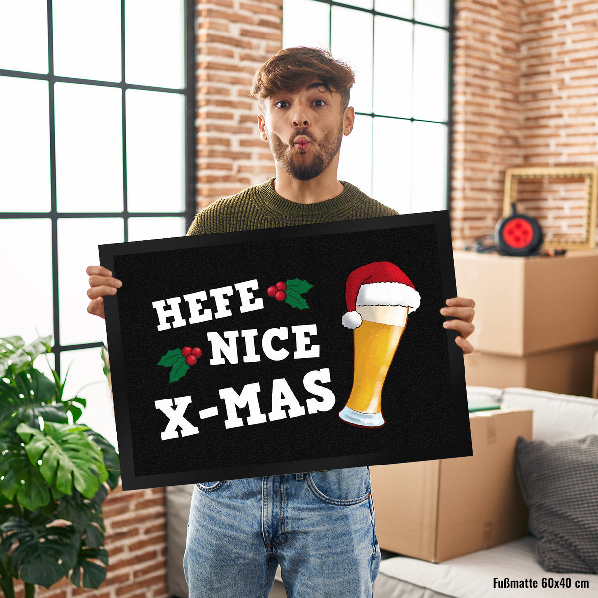 Bier mit Weihnachtsmütze Fußmatte in 35x50 cm mit Spruch Hefe nice X-mas