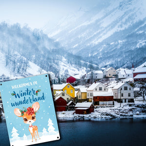 Rehkitz Metallschild in 15x20 cm mit Spruch Willkommen im Winterwunderland