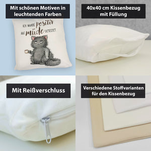 Genervte Katze Kissen mit Spruch positiv auf müde getestet
