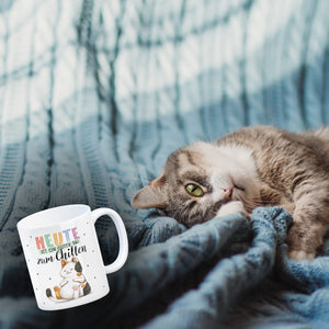 Glückskatze Kaffeebecher mit Spruch Heute ist ein guter Tag zum Chillen