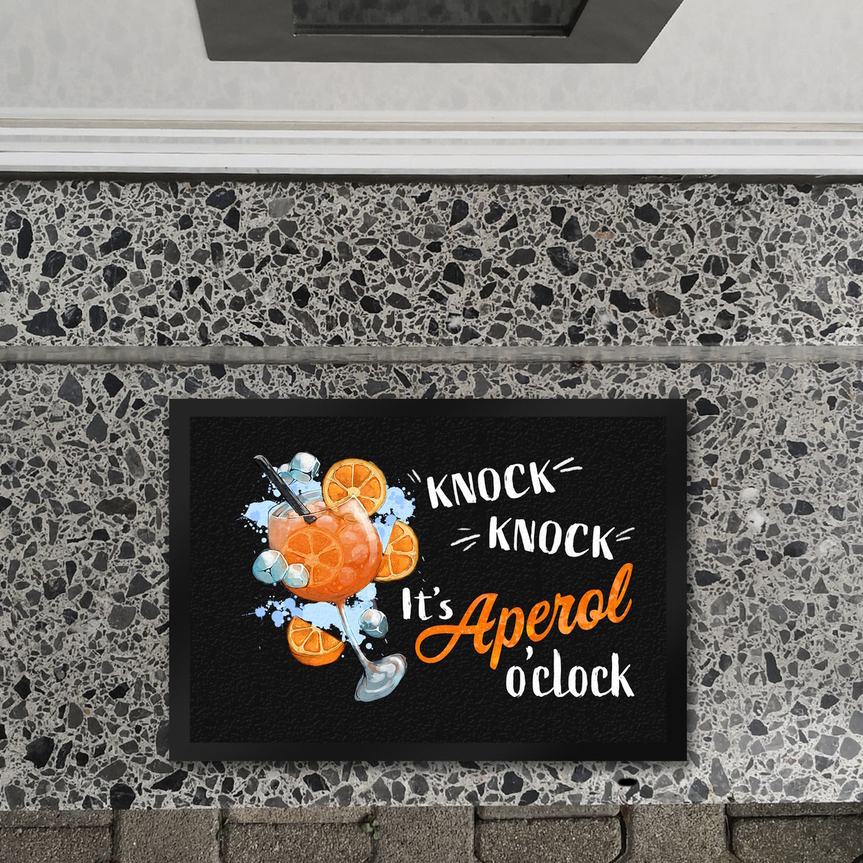 Cocktail Fußmatte in 35x50 cm mit Spruch Knock knock It's Aperol o'clock