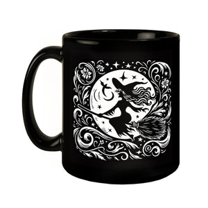 Hexe fliegt auf einem Besen im Mondschein Tasse schwarz in Schwarz