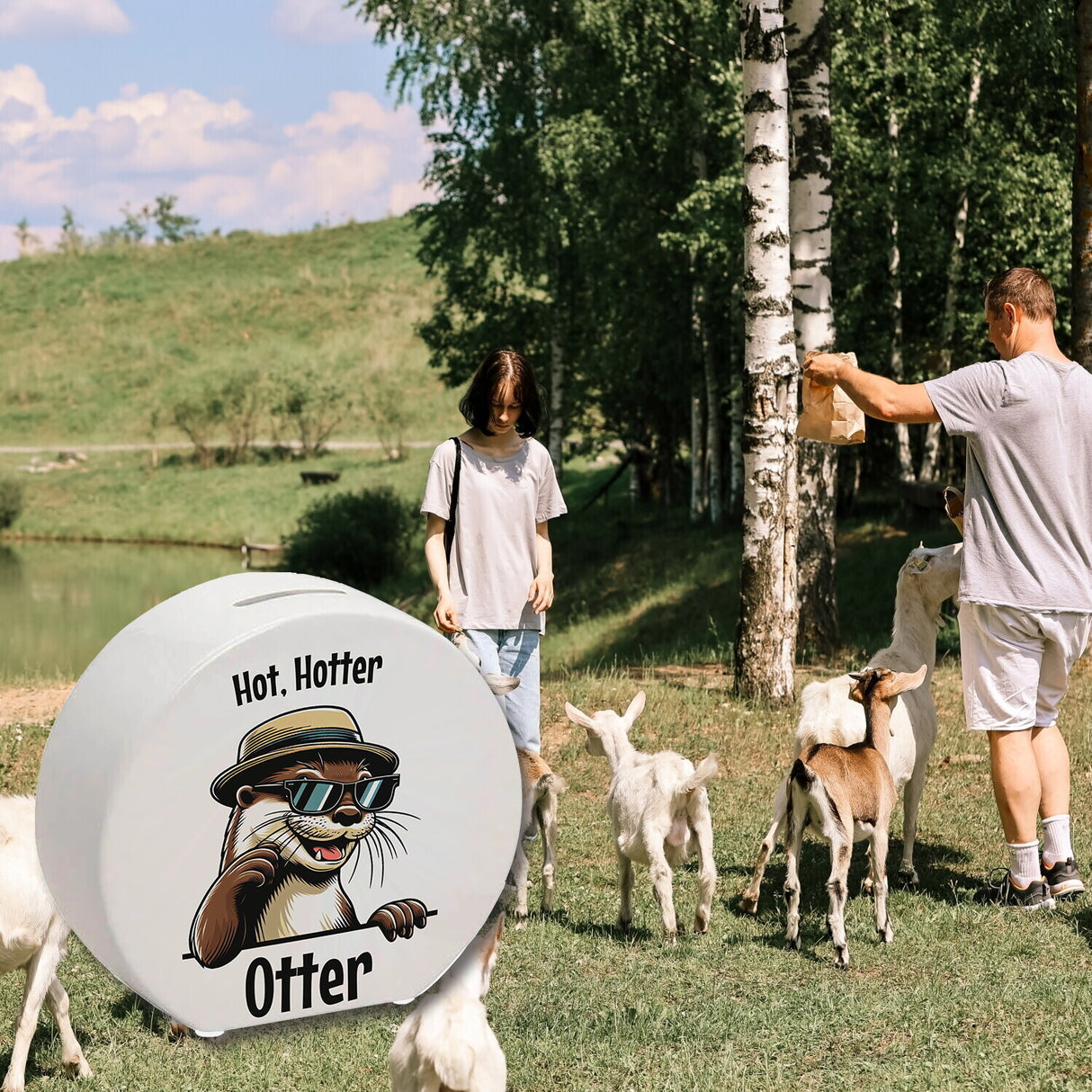 Cooler Otter Spardose mit Spruch Hot Hotter Otter