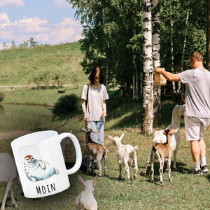Dicke Robbe Kaffeebecher mit Spruch Moin