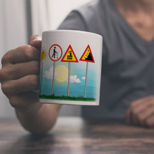 Verkehrsberuhigte Zone Kaffeebecher - hier wohnen Menschen ab 49