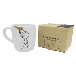 Mr P. Kaffeebecher mit Kaffeefleck